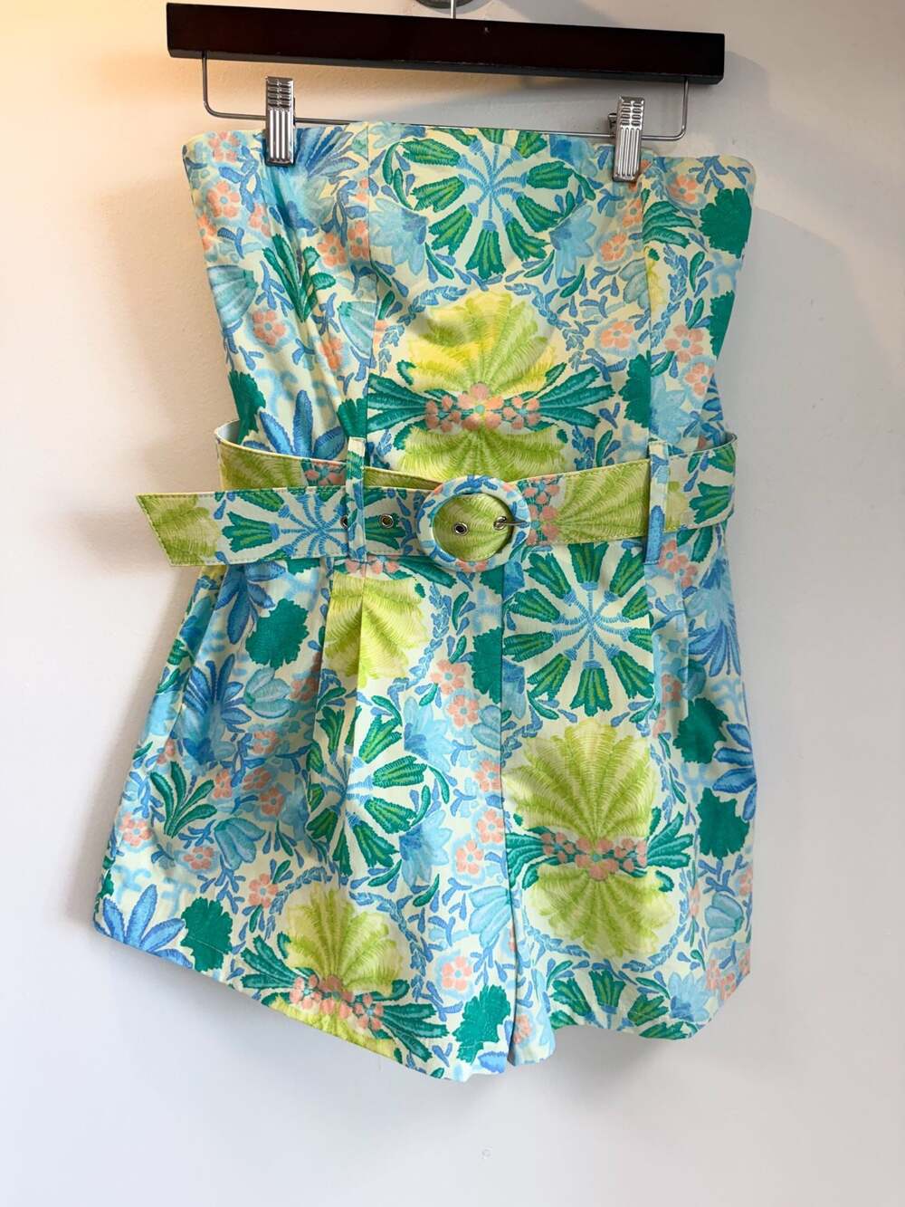 Olivaceous Floral Print Strapless Romper with Matching Belt Size L